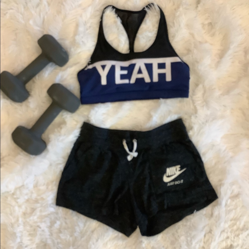 Nike relaxed shorts